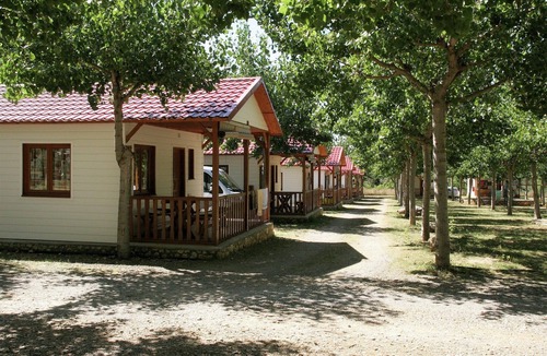 La Puebla de Roda House | Rustic Mountain Retreat