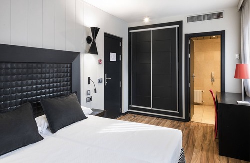 Riudellots de la Selva Hotel | Salles Hotel Aeroport de Girona
