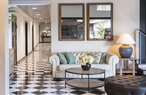 Riudellots de la Selva Hotel | Salles Hotel Aeroport de Girona