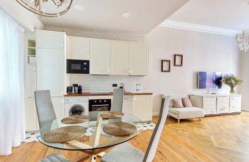 Pamplona City Centre Apartment | San Fermín from the heart of Pamplona: Elegant apartment in the center of the city