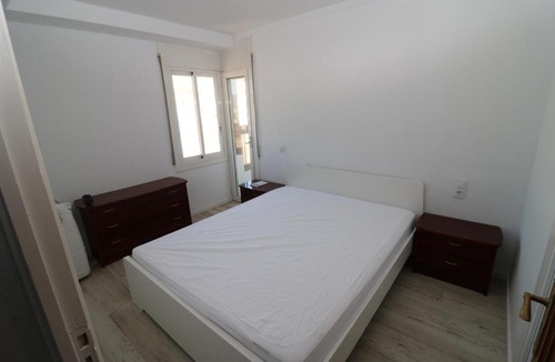 Roses Town Center Apartment | SAN JOAN