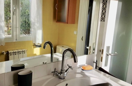 Valladolid Apartment | San Quirce apartment. Downtown + wifi + netflix. Fully renovated and decorated