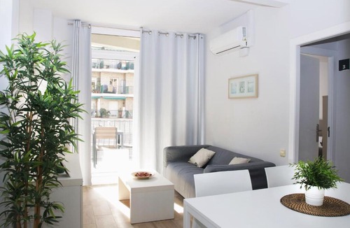 El Camp de l'Arpa del Clot Apartment | Sant Jordi Apartments Sagrada Familia