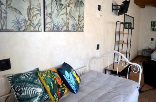 Hontanas Hostel | Santa Brigida - Real 1