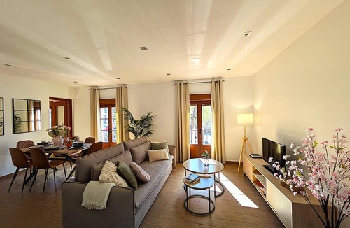 Toledo City Center House | Santa Maria la Blanca