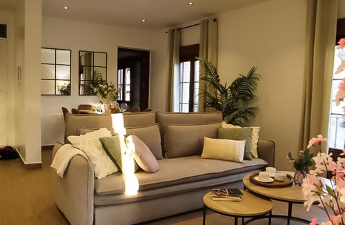 Toledo City Center House | Santa Maria la Blanca