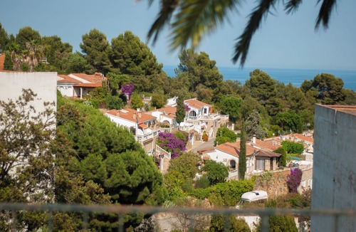 Canyelles House | SANTA MONICA - MEDITERRANEAN ENERGY