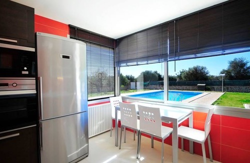 Binissalem House | Schönes modernes Ferienhaus C84MLL by Interhome