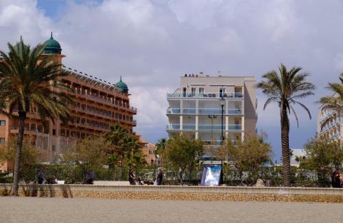 Roquetas de Mar Apartment | Seafront Penthouse Almeria