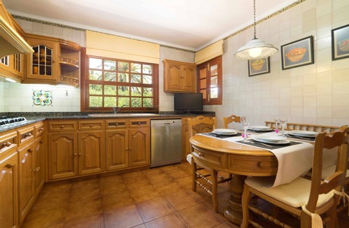 Cala Bona House | Seafront-Vfilla with pool & acc for up to 8 people