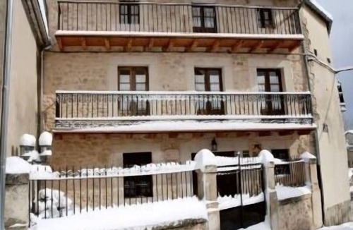 Pradena Cottage | Self catering Balaada de la Molinera for 6 people