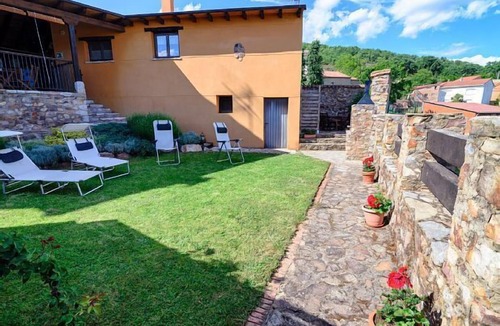 Brugos de Fenar Cottage | Self catering El Henar del Rey for 4 people