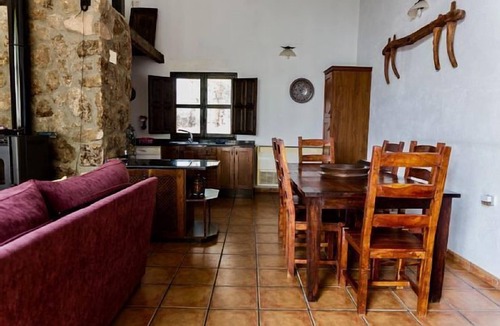 Pedroso de Acim Cottage | Self catering Finca Los Canchales for 9 people