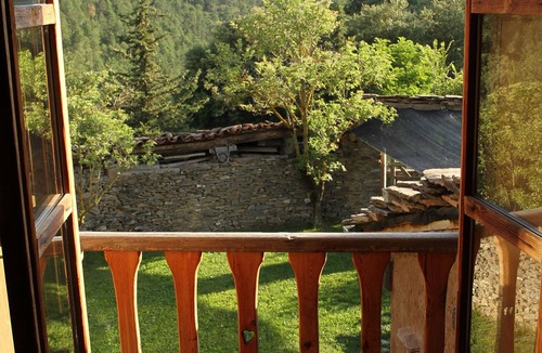 Coll de Nargo Cottage | Self catering La Pegatera for 7 people
