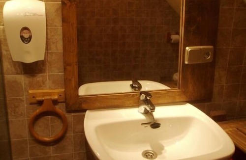 Navafria Cottage | Self catering La Hijuela de Pindó for 12 people
