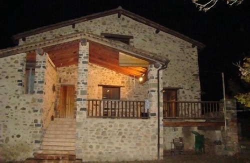 La Vall d'en Bas Cottage | Self catering Mas La Plana for 6/8 people