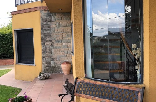 Llica d'Amunt Cottage | Self catering Torre Bona Vista for 10 people