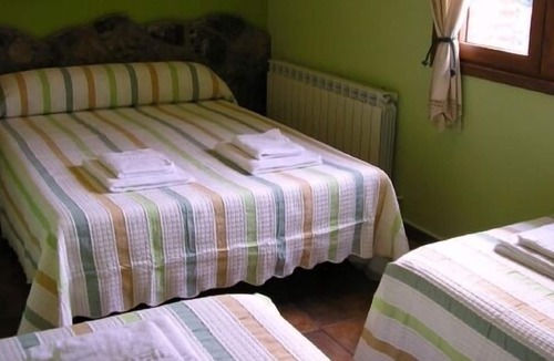Navaluenga Cottage | Self catering Venero Claro, Agua Clara y la Fontana for 27 people