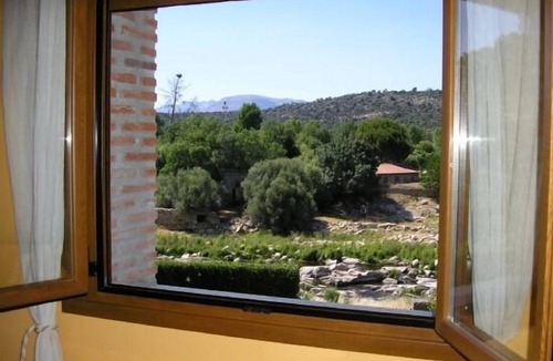 Navaluenga Cottage | Self catering Venero Claro, Agua Clara y la Fontana for 71 people