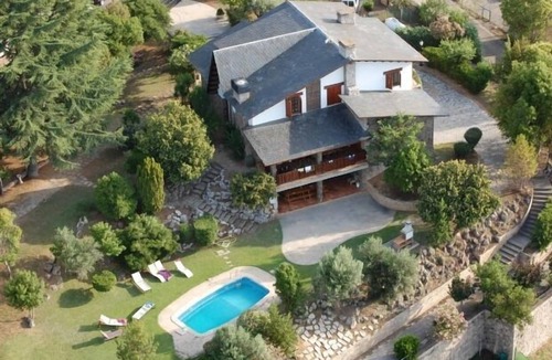 Els Gorgs Cottage | Self catering Les Franqueses for 16 people