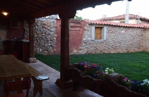 Pinilla de los Barruecos Cottage | Self catering Los Barruecos for 18 people