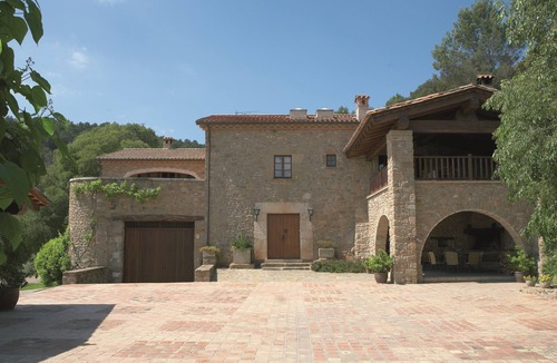 Camos Villa | Sensational 1100m2 stone mansion,12BR &12 BA, large pool/garden/gamesroom &views