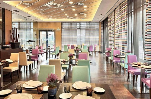 Pinto Hotel | Sercotel Las Artes Pinto