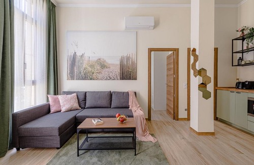 Usera Apartment | Simone Apartments