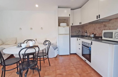 Palafrugell Apartment | Simple apartment located in Llafranc.