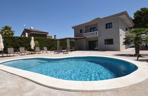 Salou Ski Chalet | Sol y Mar adapted Disabled