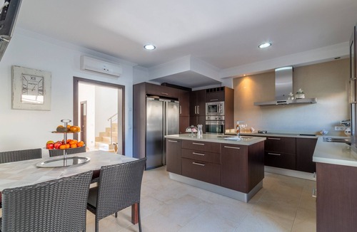 Son Moll Ski Chalet | Solbonet, House 5StarsHome Mallorca