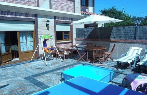 Somo Apartment | Somo Beach: Luxury 300m from the beach with Terrace, Swimming Pool, Wifi