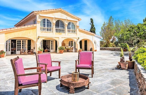 Minorca Villa | Son Temet · Luxury Finca Son Temet -big great pool, peaceful
