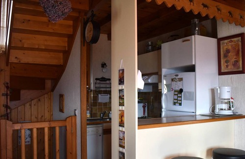 Font-Romeu-Odeillo-Via Ski Chalet | South-Facing 4-Side Chalet with Terrace near Centre
