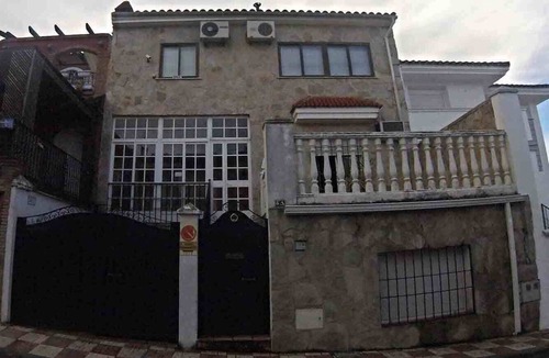 Ubeda House | SPACIOUS AND COMFORTABLE HOUSE IN HERITAGE CITY: MURALLAS DE ÁVILA