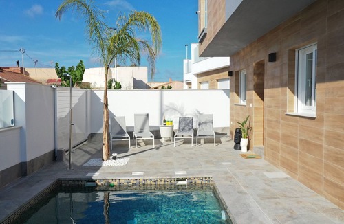 San Pedro del Pinatar Villa | Spacious and modern home with beautiful views, close to beach and amenities