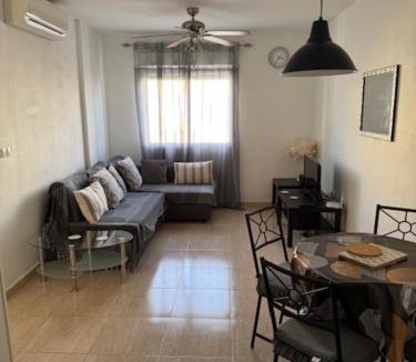 Los Alcazares Apartment | Spacious modern apartment in Los Alcazares very close to beach