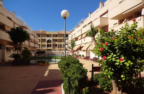 Roquetas de Mar Apartment | Spacious modern apartment, South facing close to the Beach with pool in complex.