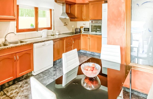 Melianta House | Spacious, welcoming vacation home in the north of Catalonia.