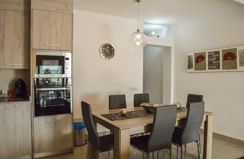 Empuriabrava Apartment | Spectacular apartment with parking and sea views