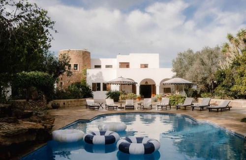 Sant Joan de Labritja House | Stylish 5 Bedroom Villa with Pool & Sunset Terrace