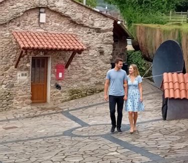 Curtis House | Stone Cottage La COMPOSTELANA