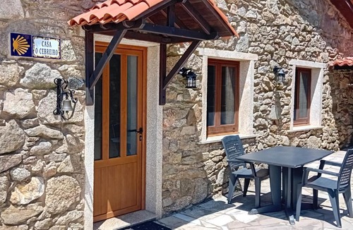 Curtis House | Stone Cottage O CEBREIRO