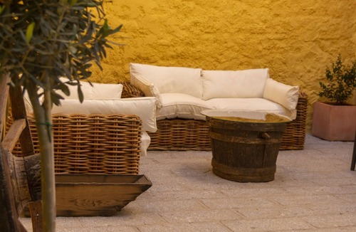 Becerril de la Sierra Cottage | Stone house in Sierra del Guadarrama Natural Park country decoration