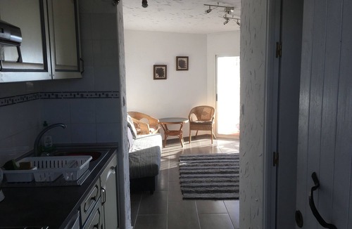 Mojacar Apartment | Studio apartment with stunning sea views (sleeps 4), close to the beach.
