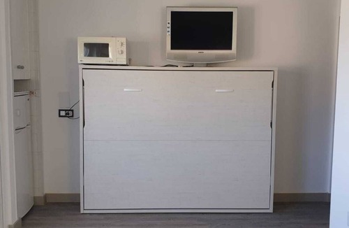 Fuengirola City Centre Apartment | Studio in Fuengirola with sea views