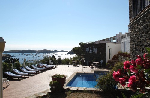 Portlligat Apartment | Studio Pour 2 Personnes à Cadaqués au Bord de Leau, Accès Piscine