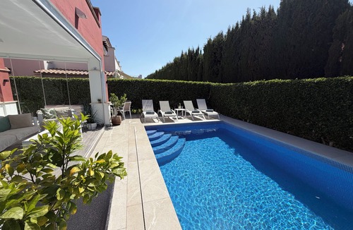 Torre-Pacheco Villa | Stunning 2 bed Villa & HEATED Pool on the 5* Mar Menor Golf Resort -Quiet street