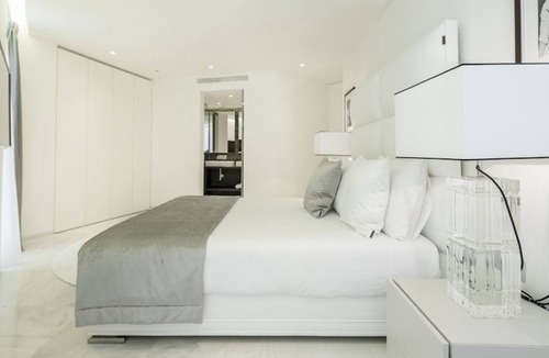 Ibiza Island Apartment | Stunning 3 bedrooms apartment with direct sea access