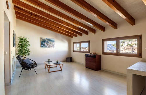 Capdepera Ski Chalet | Stunning "Casa Magui" with Pool, Garden, Terraces, WiFi; Parking Available
